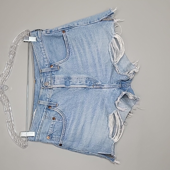 501 Big E Levis size 28 mom rise Button Fly cutoffs light wash denim jean shorts - Picture 7 of 15